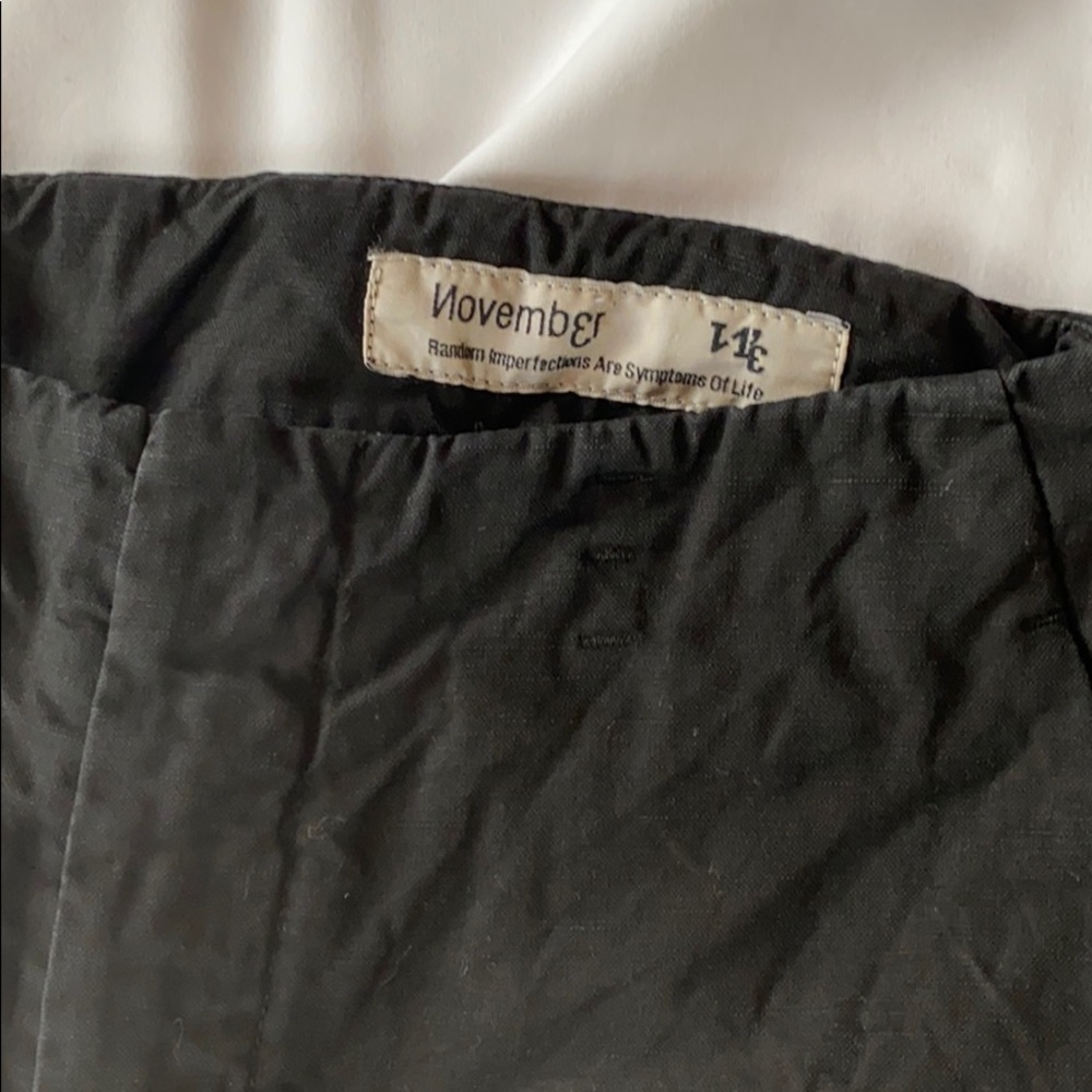 Black wide-ish leg cropped pants